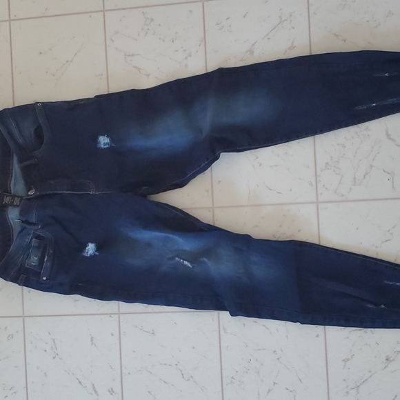 Trovare Jeans - Picture 2 of 5